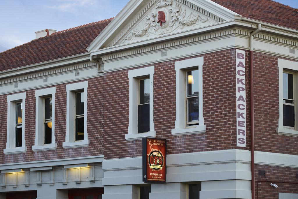 بيت شباب Old Fire Station Backpackers بيرث المظهر الخارجي الصورة