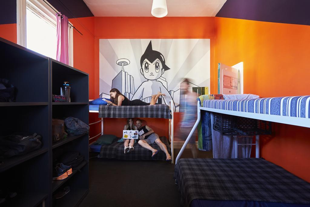 بيت شباب Old Fire Station Backpackers بيرث المظهر الخارجي الصورة